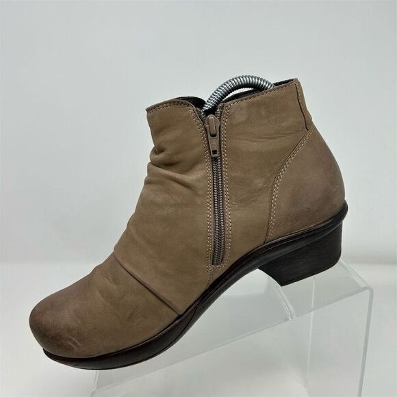 Abeo Women's Cadence Booties Size 8 Brown Slip-Resistant Block Heel - Picture 3 of 15